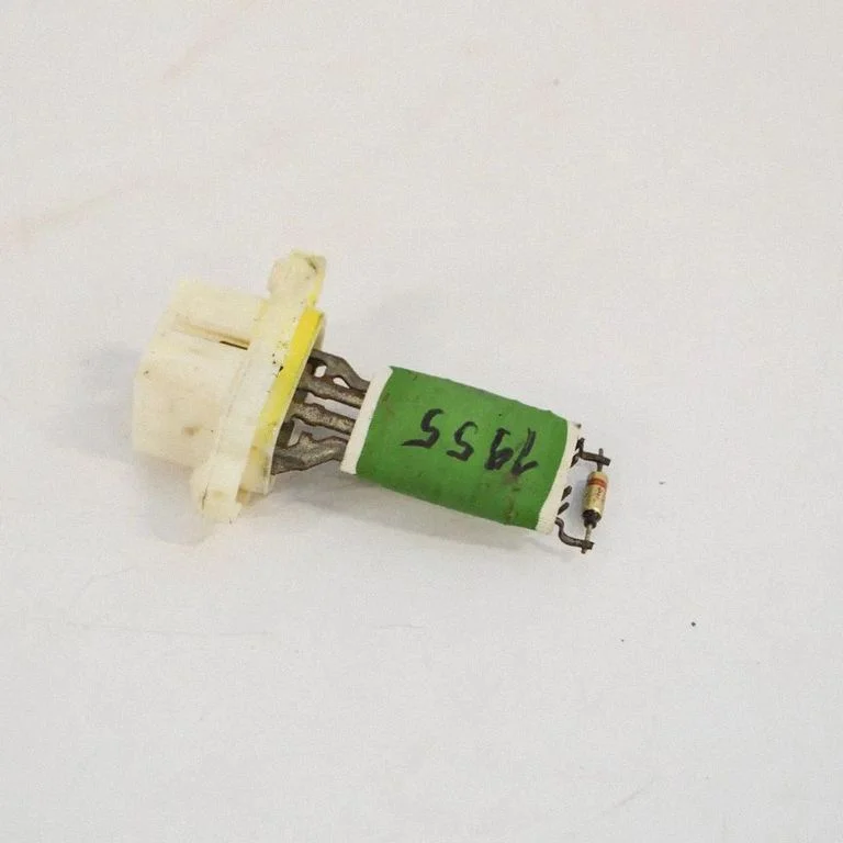 Heater blower motor/fan resistor 3M5H18B647AL – Ford Fusion (2002-2005)