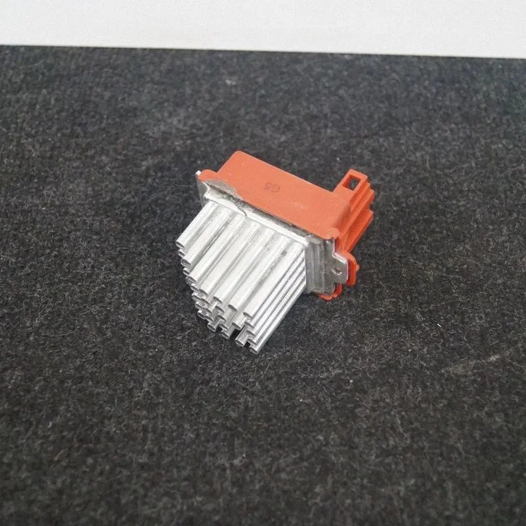 Krāsniņas ventilatora rezistors (reostats) 1J0907521