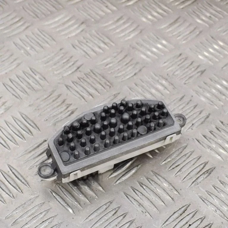 Heater blower motor/fan resistor – BMW 3 Series F30 F35 F31 (2012-2018)