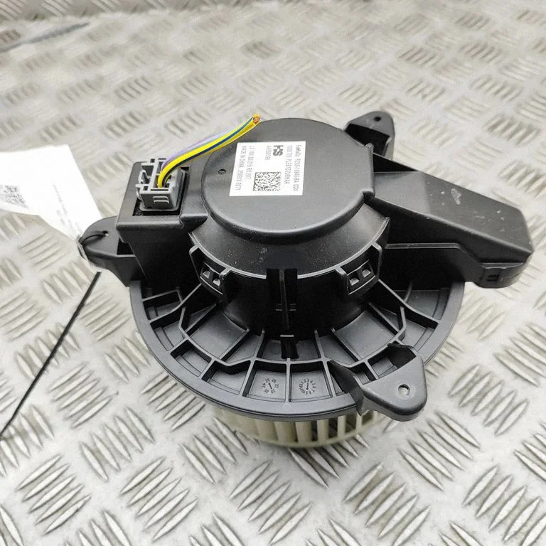 Krāsniņas ventilators/pūtējs R2X619846BA