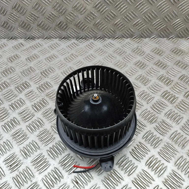 Krāsniņas ventilators/pūtējs
