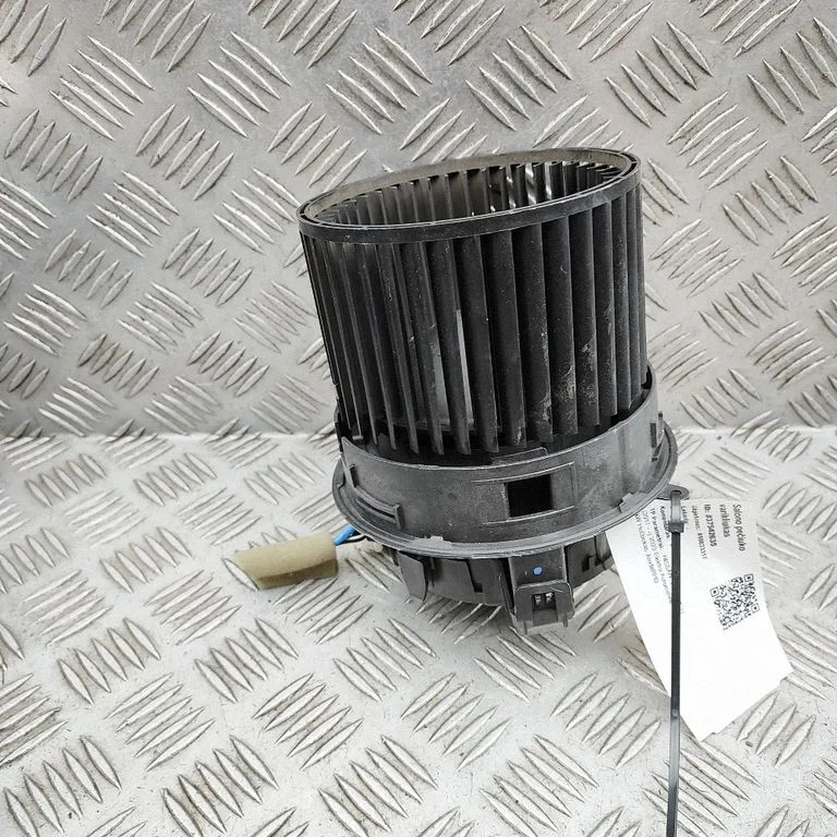 Krāsniņas ventilators/pūtējs 272264FA0A