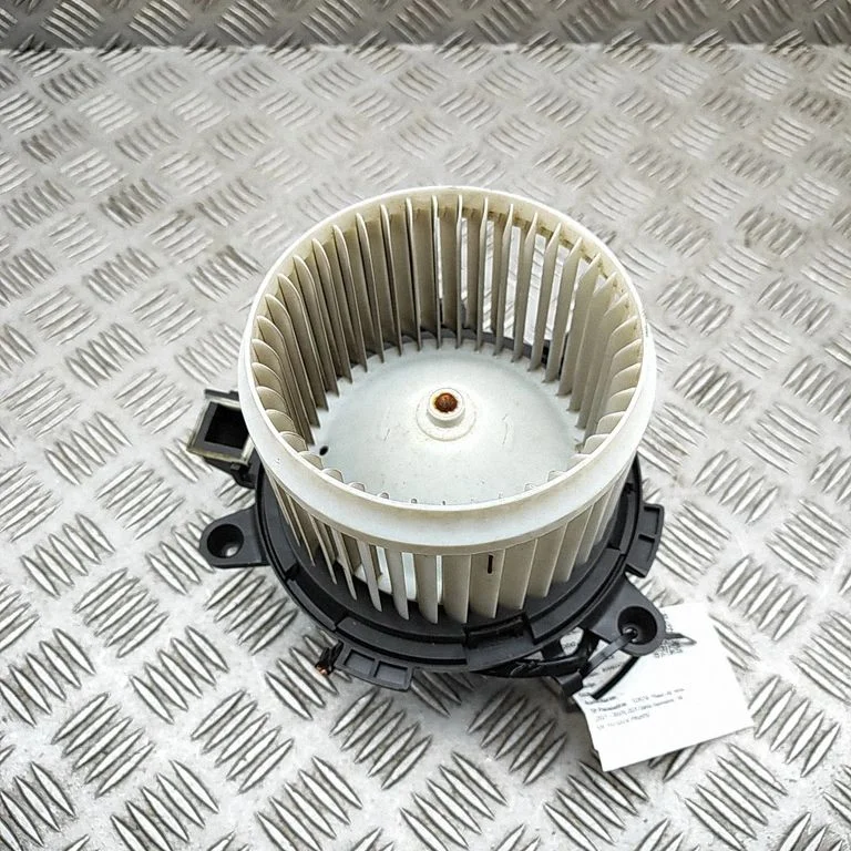 Krāsniņas ventilators/pūtējs SU001B4501