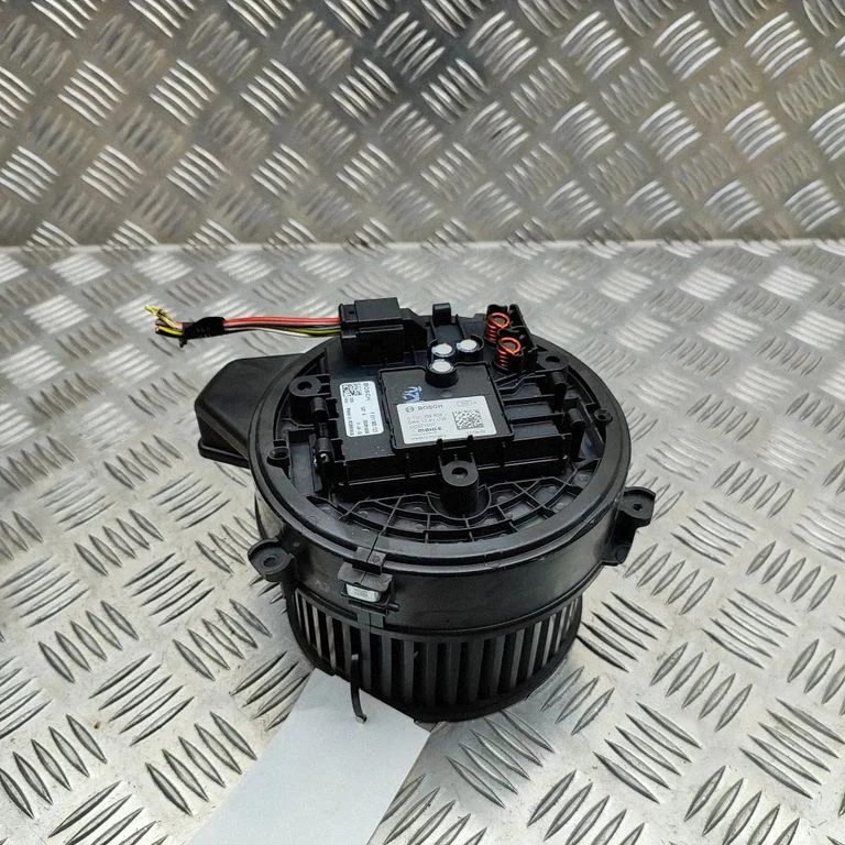 Heater fan/blower F011500123