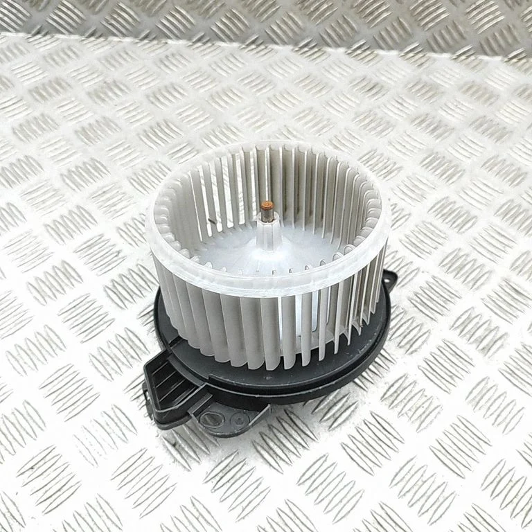 Krāsniņas ventilators/pūtējs 0130116407