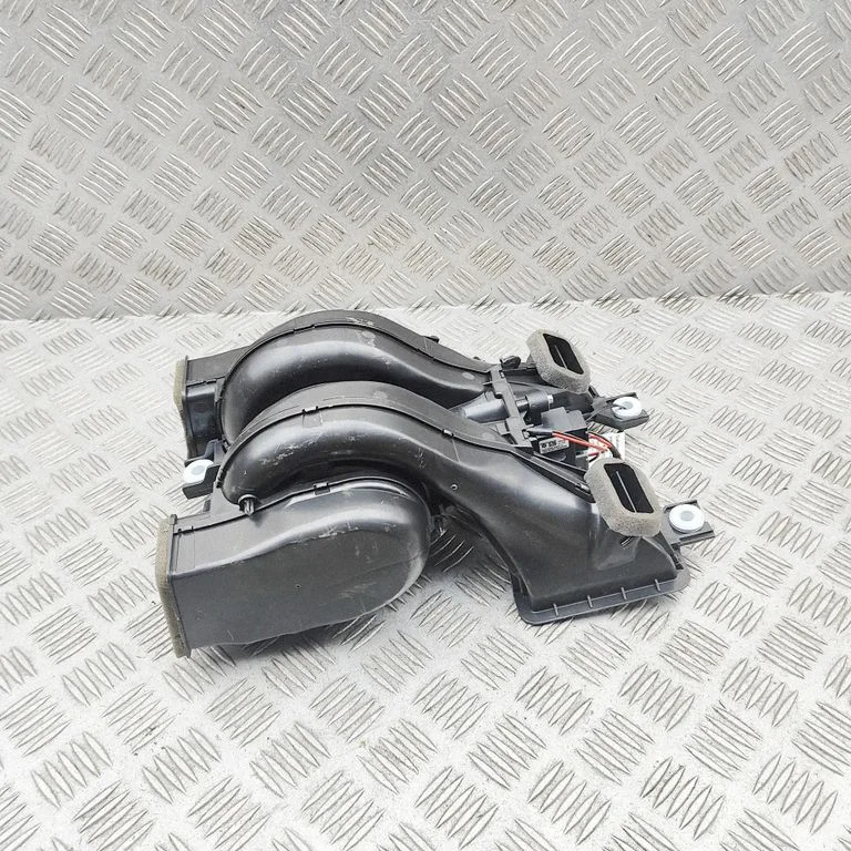 Krāsniņas ventilators/pūtējs 9315950