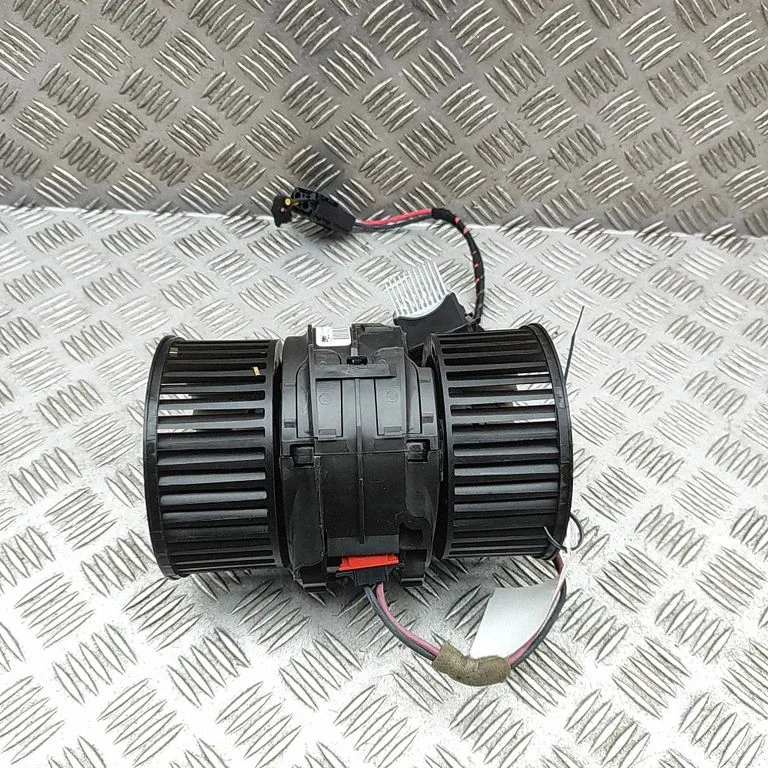 Heater fan/blower – Renault Trafic III (X82) (2014-)