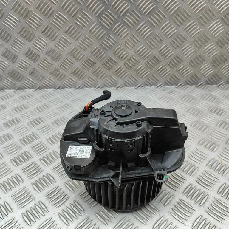 Krāsniņas ventilators/pūtējs 0130115560