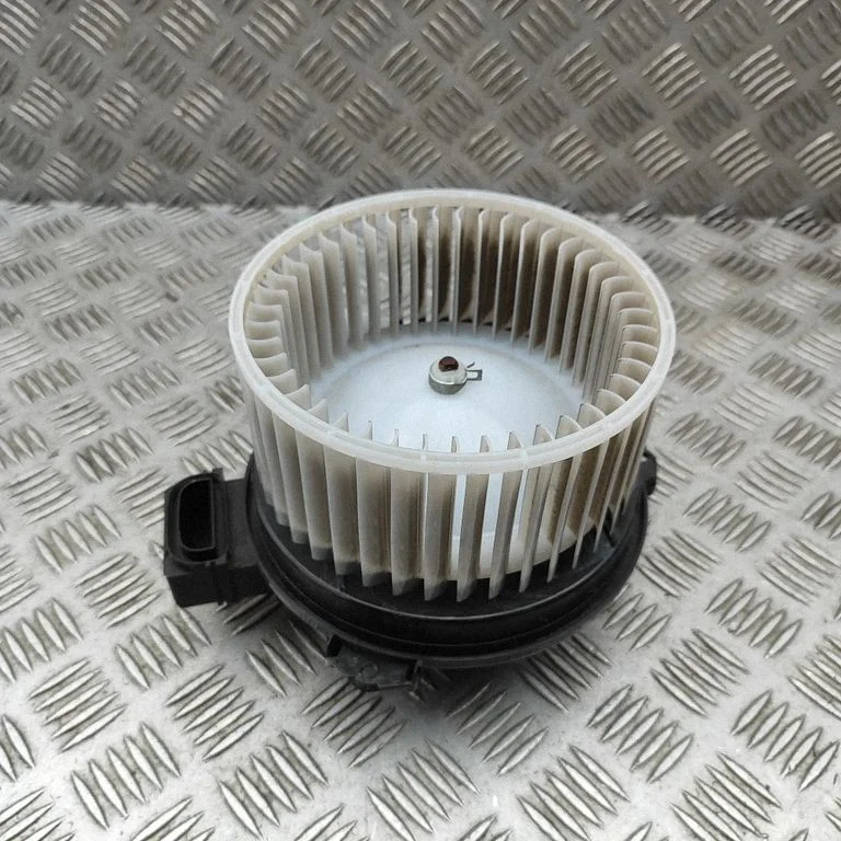 Krāsniņas ventilators/pūtējs 8727006480