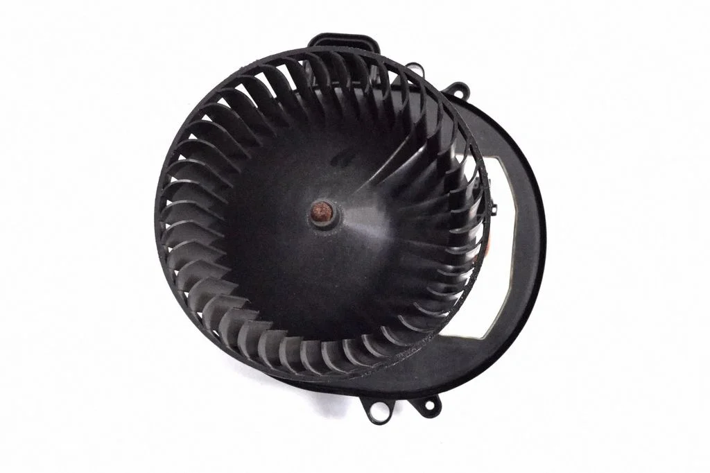 Krāsniņas ventilators/pūtējs T1014423G