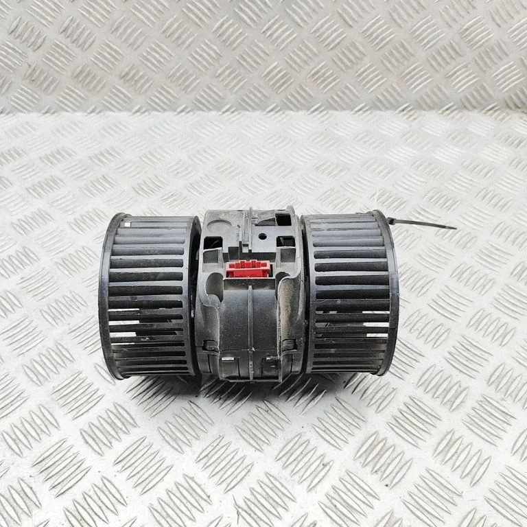 Heater fan/blower – Opel Vivaro (2014-2018)