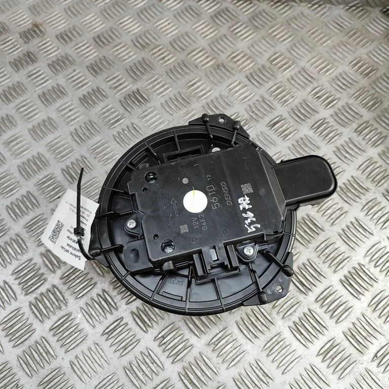 Krāsniņas ventilators/pūtējs 8710358070