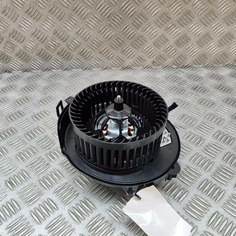 Krāsniņas ventilators/pūtējs 5WA907521