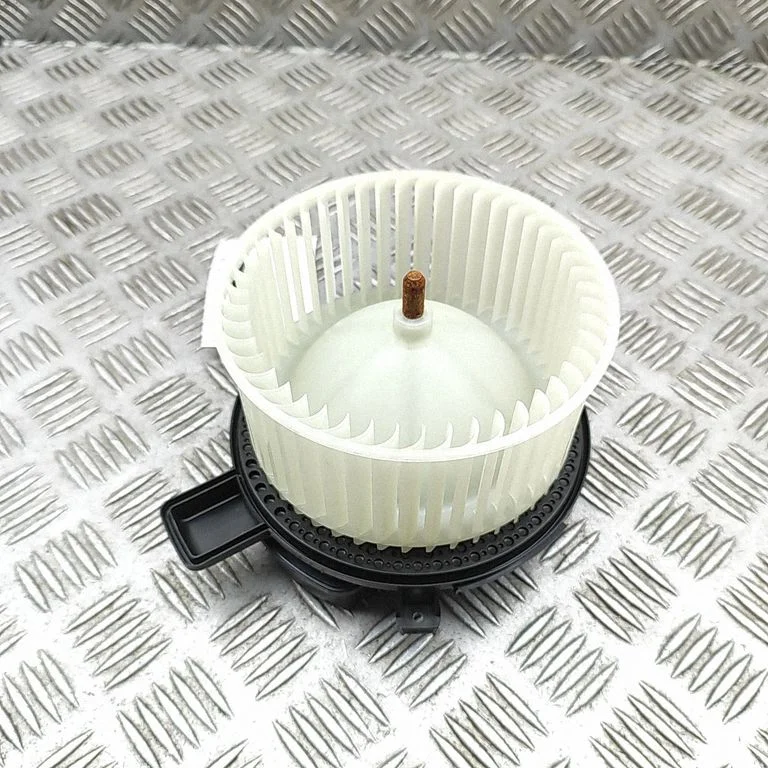 Krāsniņas ventilators/pūtējs GX022004