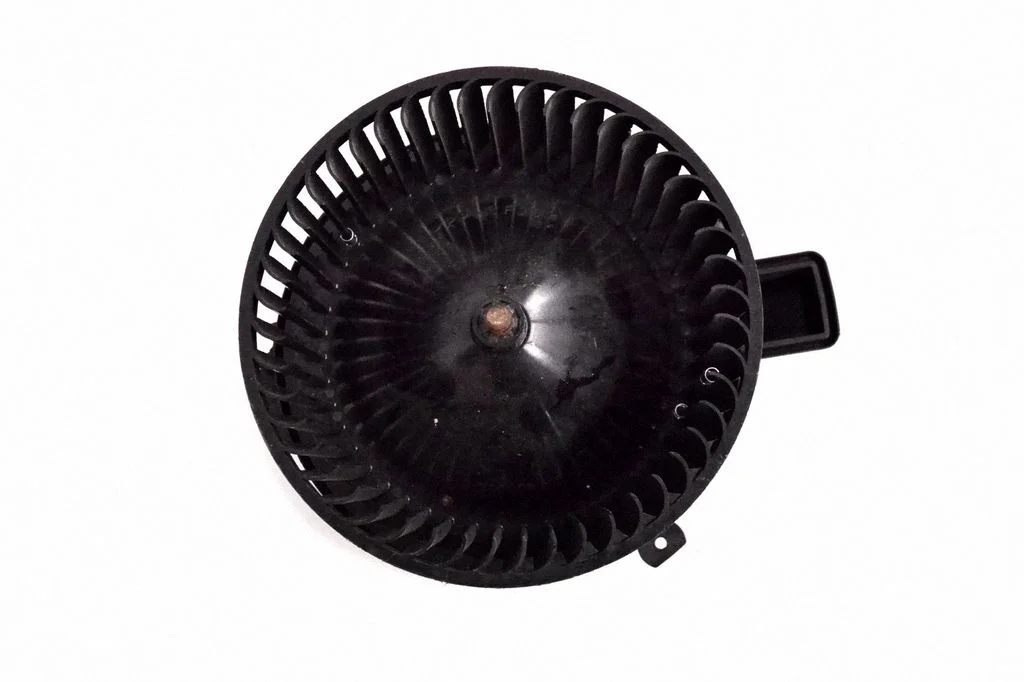 Krāsniņas ventilators/pūtējs – Audi A4 S4 B9 (2015-2019)