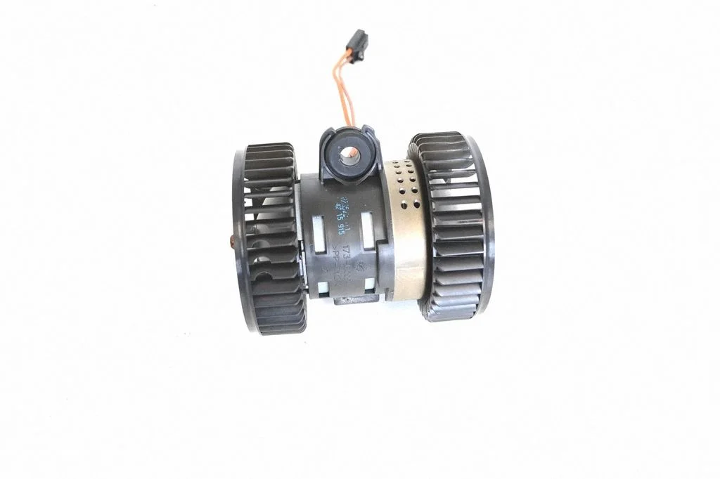 Krāsniņas ventilators/pūtējs 4M0820021