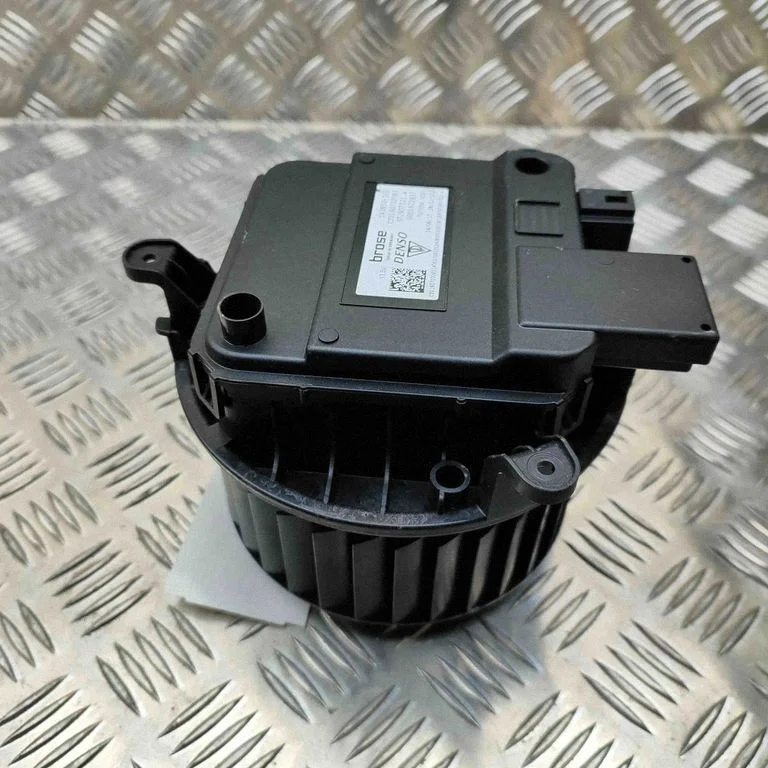 Krāsniņas ventilators/pūtējs 972907521A