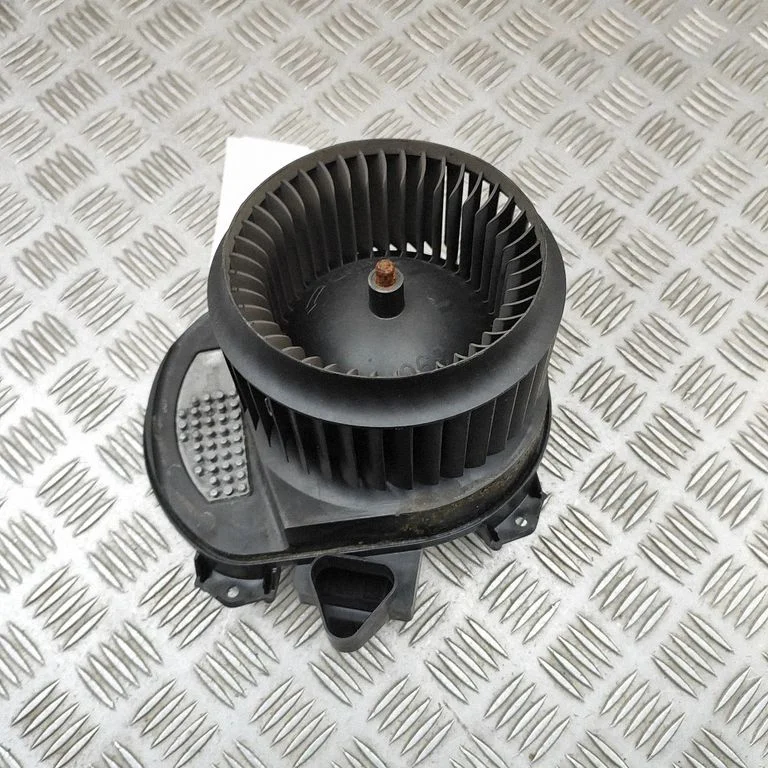 Krāsniņas ventilators/pūtējs CZ1163600764