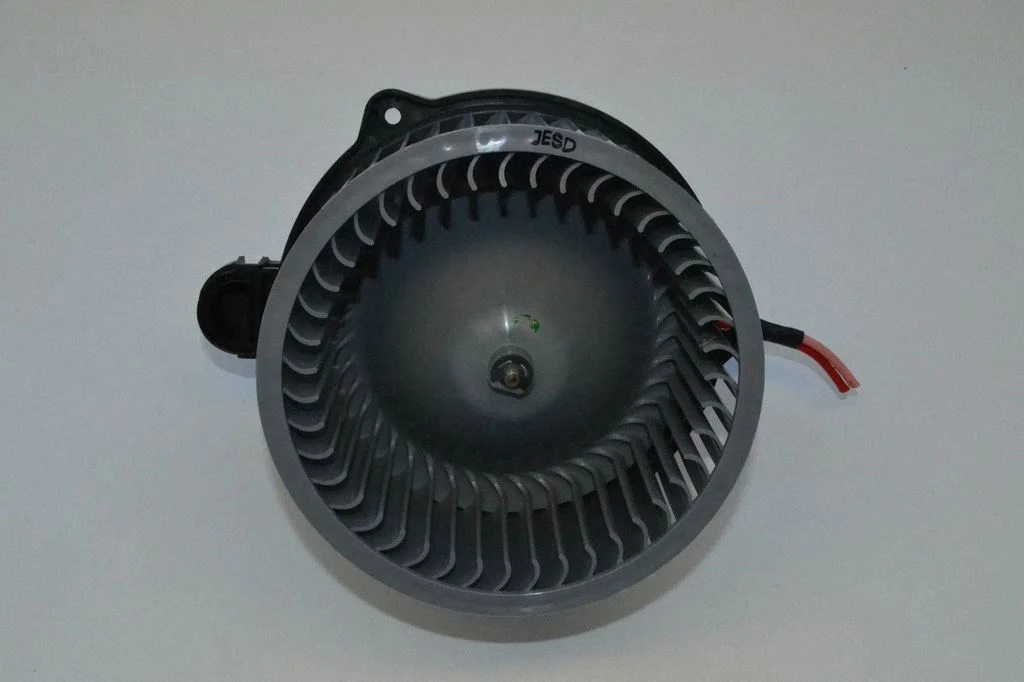 Krāsniņas ventilators/pūtējs F00S3B2442