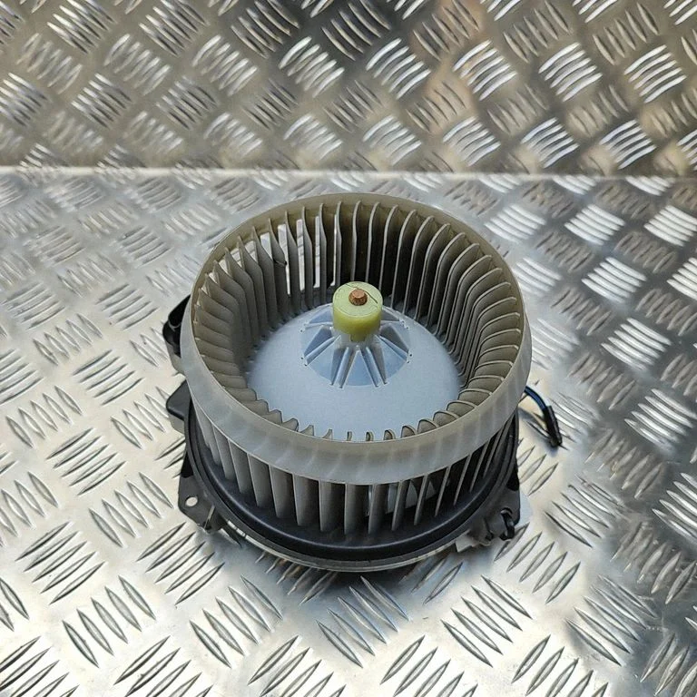 Krāsniņas ventilators/pūtējs 2727008075