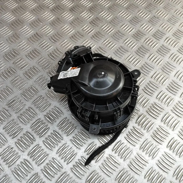 Krāsniņas ventilators/pūtējs T27842BB