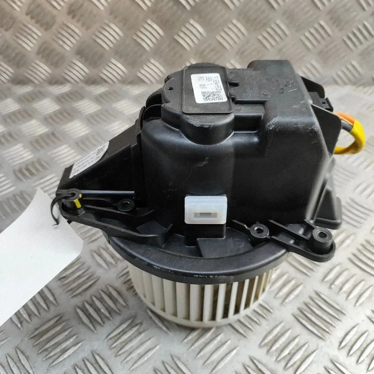 Krāsniņas ventilators/pūtējs 9848503380