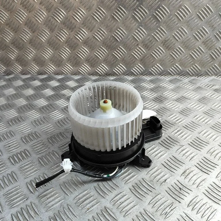 Krāsniņas ventilators/pūtējs 87103K0010