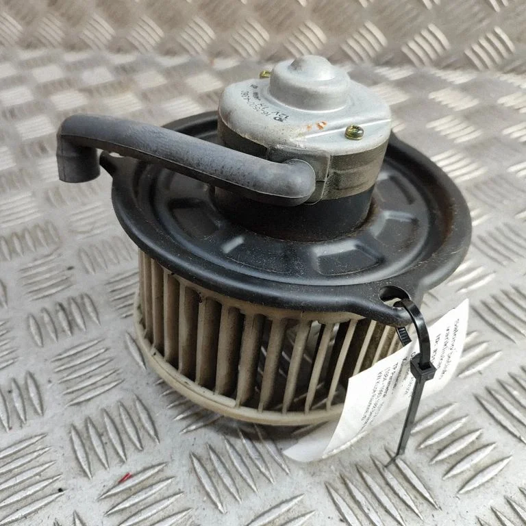 Dmuchawa nawiewu 8710417060 – Toyota MR2 (W10) I (1984-1989)