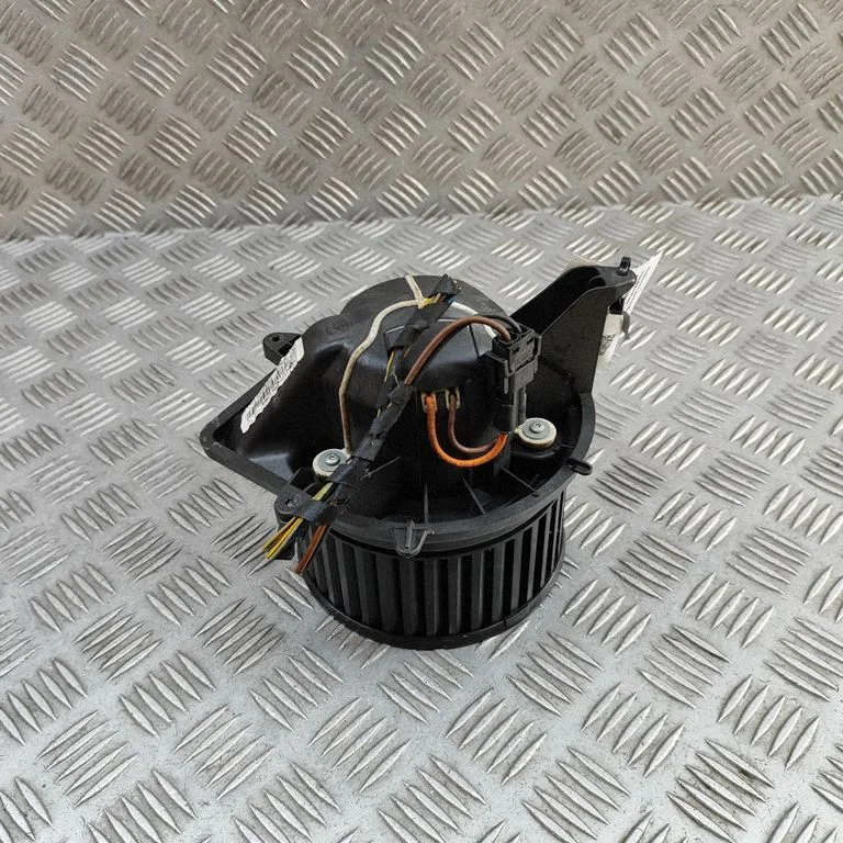 Krāsniņas ventilators/pūtējs – Mini One - Cooper Clubman R55 (2006-2014)