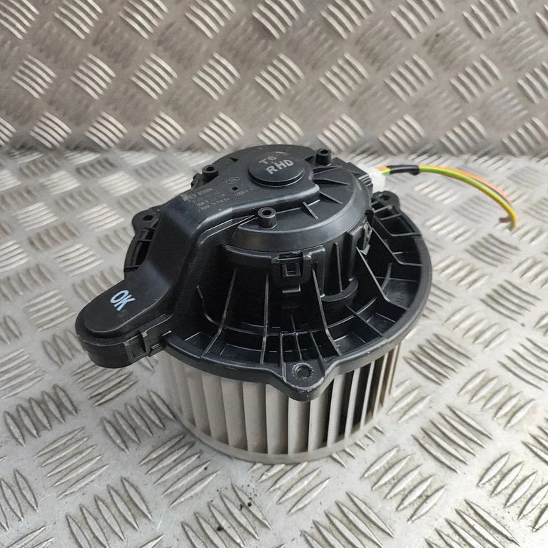 Krāsniņas ventilators/pūtējs AB3919846AB