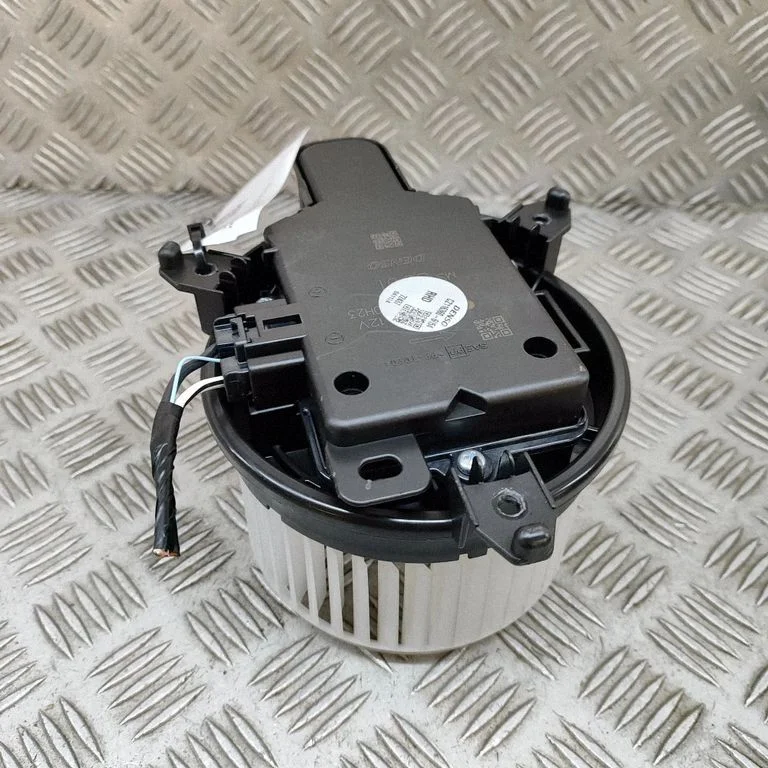 Krāsniņas ventilators/pūtējs 87103K0010