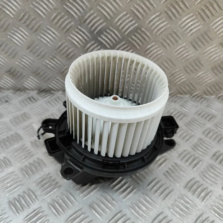 Krāsniņas ventilators/pūtējs MS282500