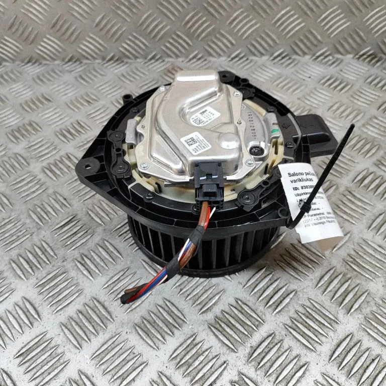 Krāsniņas ventilators/pūtējs 9382862