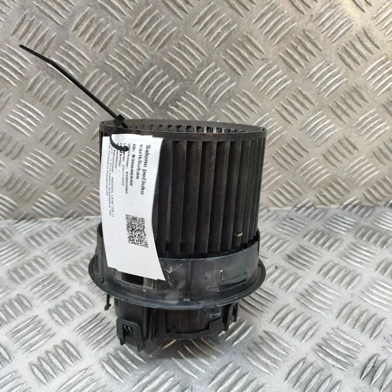Salongipuhur – Nissan Leaf II (ZE1) (2017-2025)