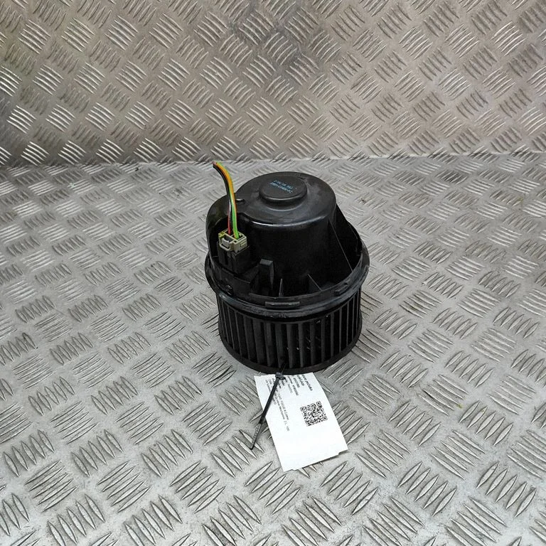 Heater fan/blower 3M5H18456AC
