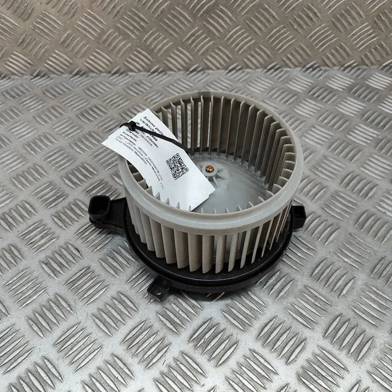 Krāsniņas ventilators/pūtējs 272V06UA0B