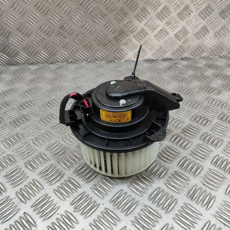 Krāsniņas ventilators/pūtējs EKEA8104100