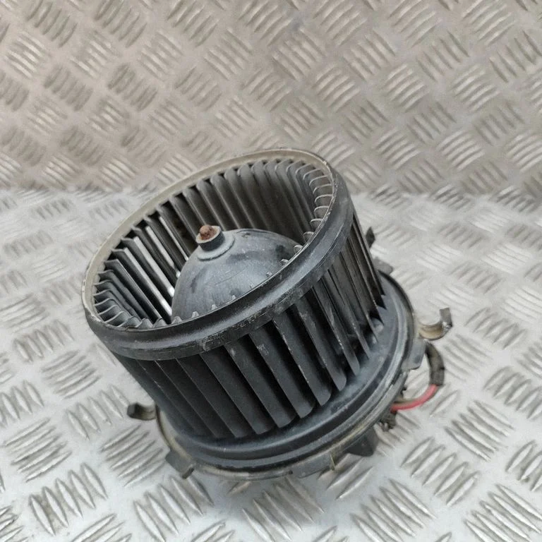 Krāsniņas ventilators/pūtējs 5E1630100