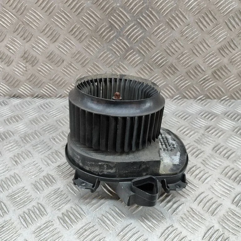 Krāsniņas ventilators/pūtējs CZ1163600756
