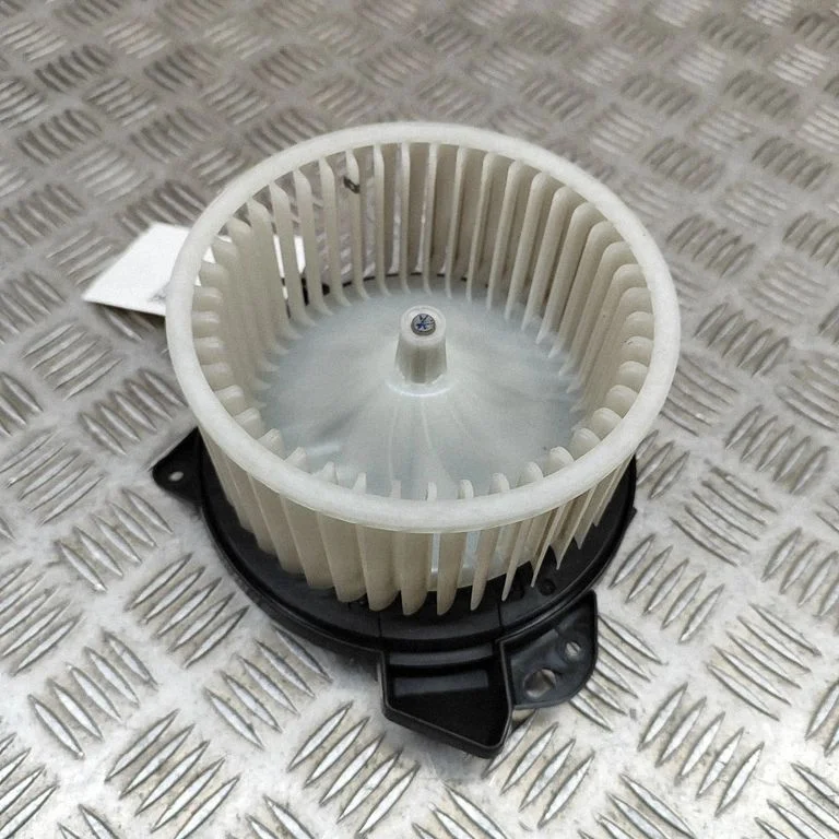 Krāsniņas ventilators/pūtējs H031501070