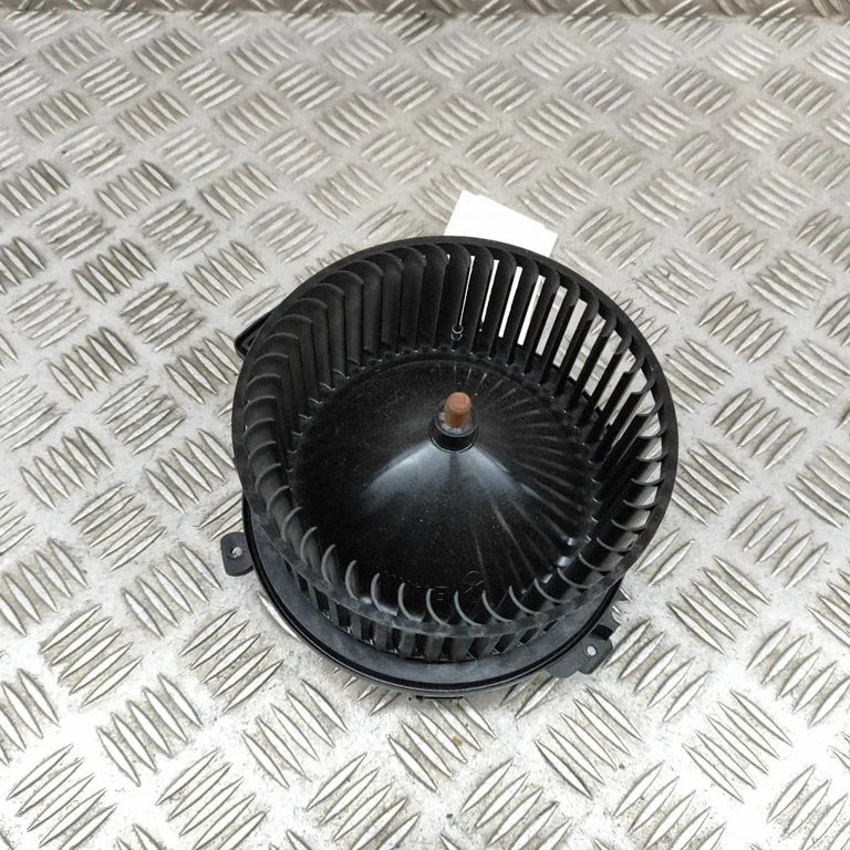 Heater fan/blower C24245108