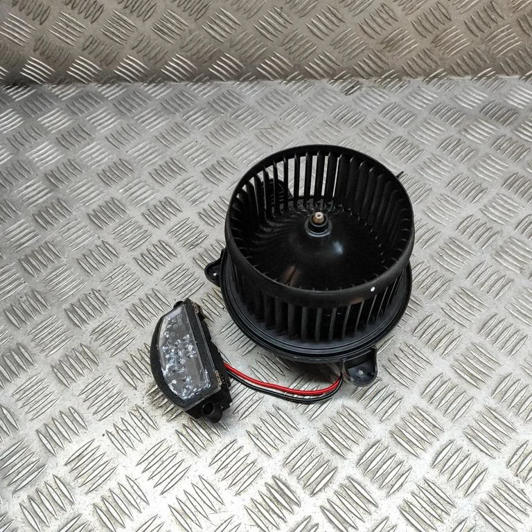Krāsniņas ventilators/pūtējs 31497512