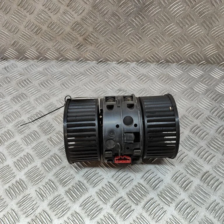 Heater fan/blower – Opel Vivaro (2014-2018)