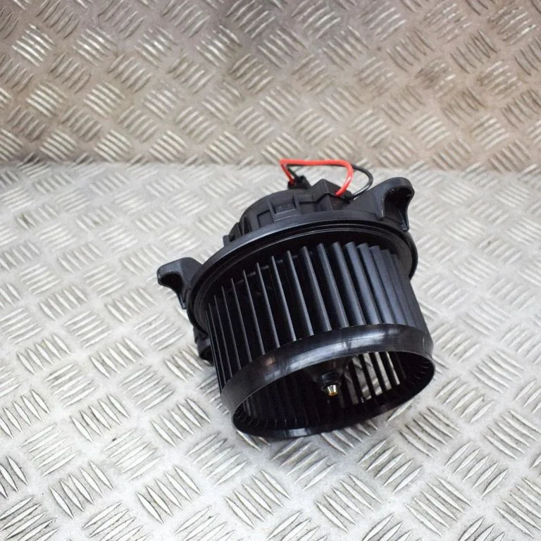 Krāsniņas ventilators/pūtējs
