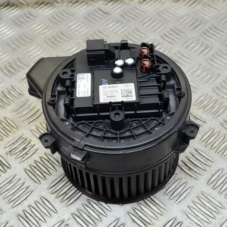 Krāsniņas ventilators/pūtējs F011500123