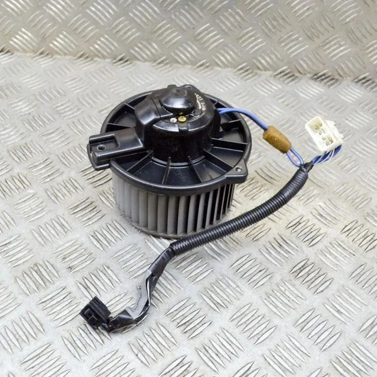 Salongipuhur – Toyota Yaris Verso (1999-2005)