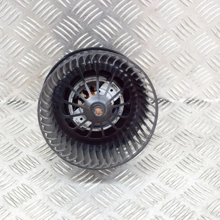 Heater fan/blower – Volvo V40 (2012-2019)