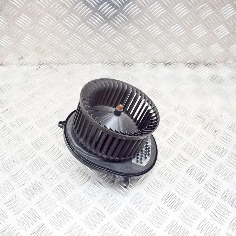 Heater fan/blower – BMW 3 Series F30 F35 F31 (2012-2018)