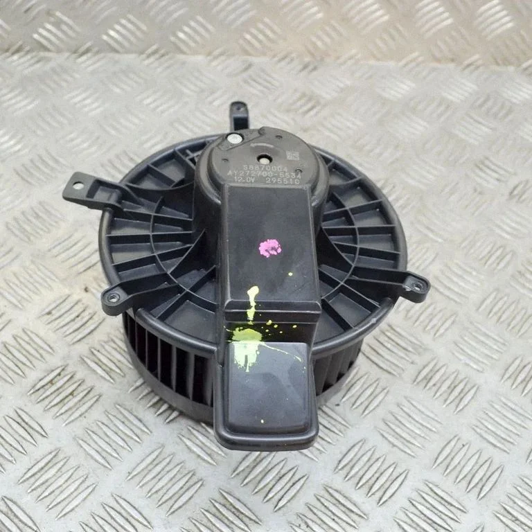 Krāsniņas ventilators/pūtējs AY2727005534