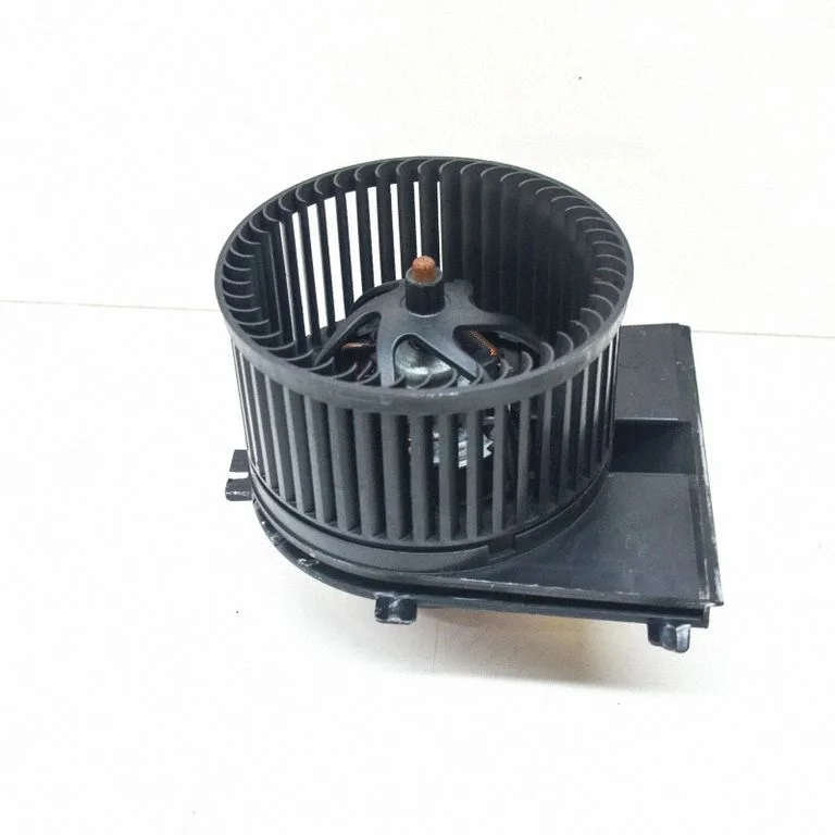 Krāsniņas ventilators/pūtējs F667327B